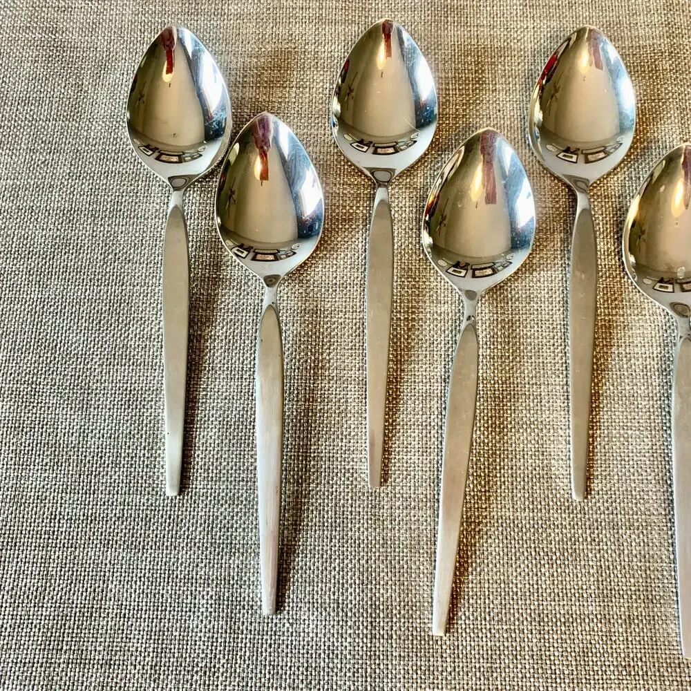 Oneida Community Stainless Older Satinique 8 Oval Soup Spoons Betty Crocker MCM